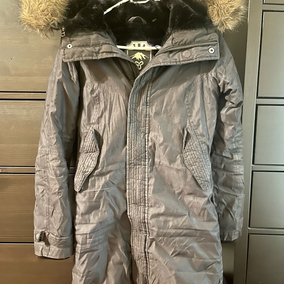 TNA, Aritzia Jacket - Picture 2 of 6